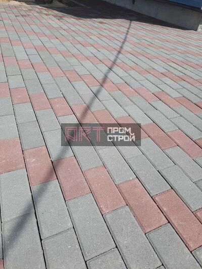 Брусчатка серый и красный, укладка под ключ 210 кв.м